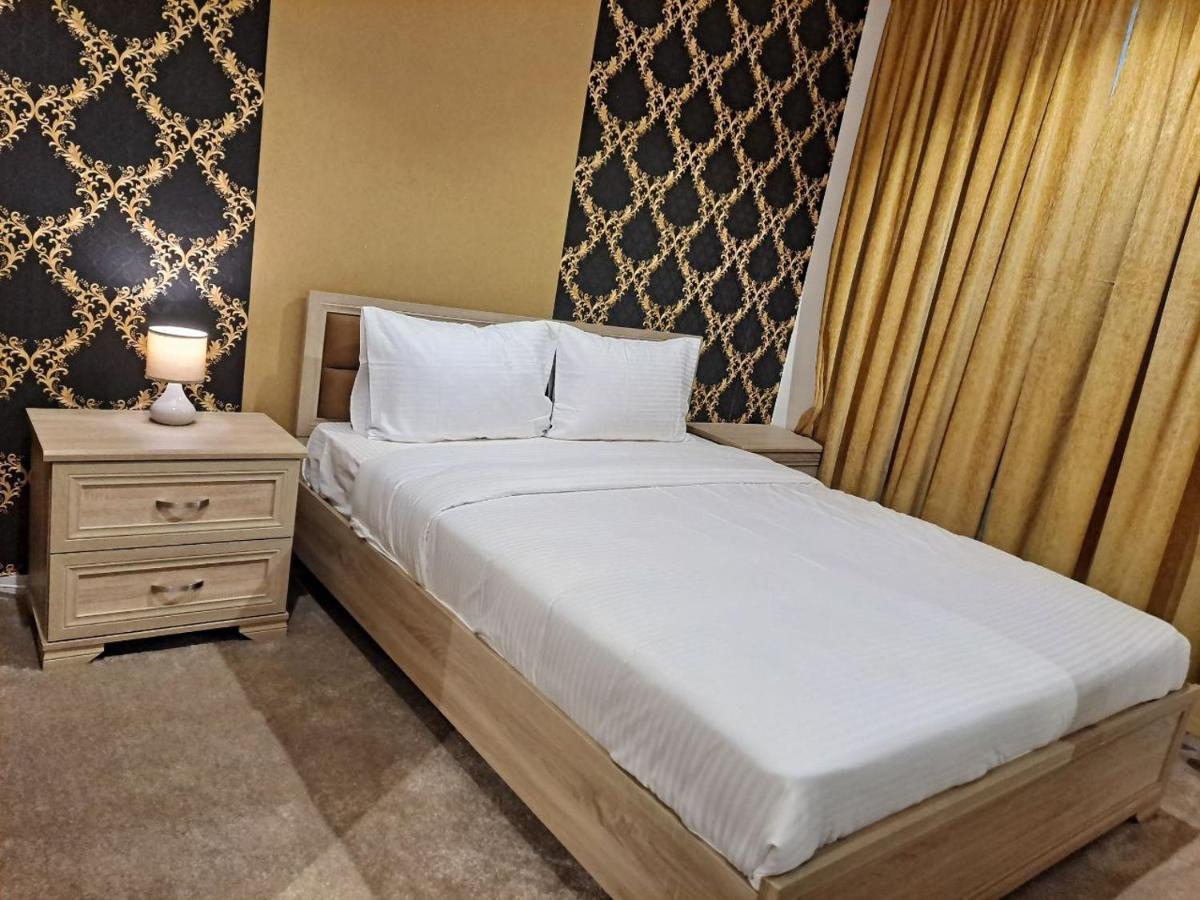Aparthotel Golden Dahlia Fintas Kuwait City Exterior foto