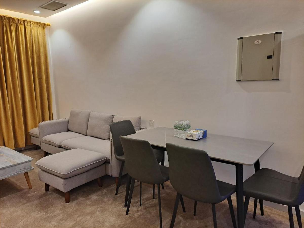Aparthotel Golden Dahlia Fintas Kuwait City Exterior foto