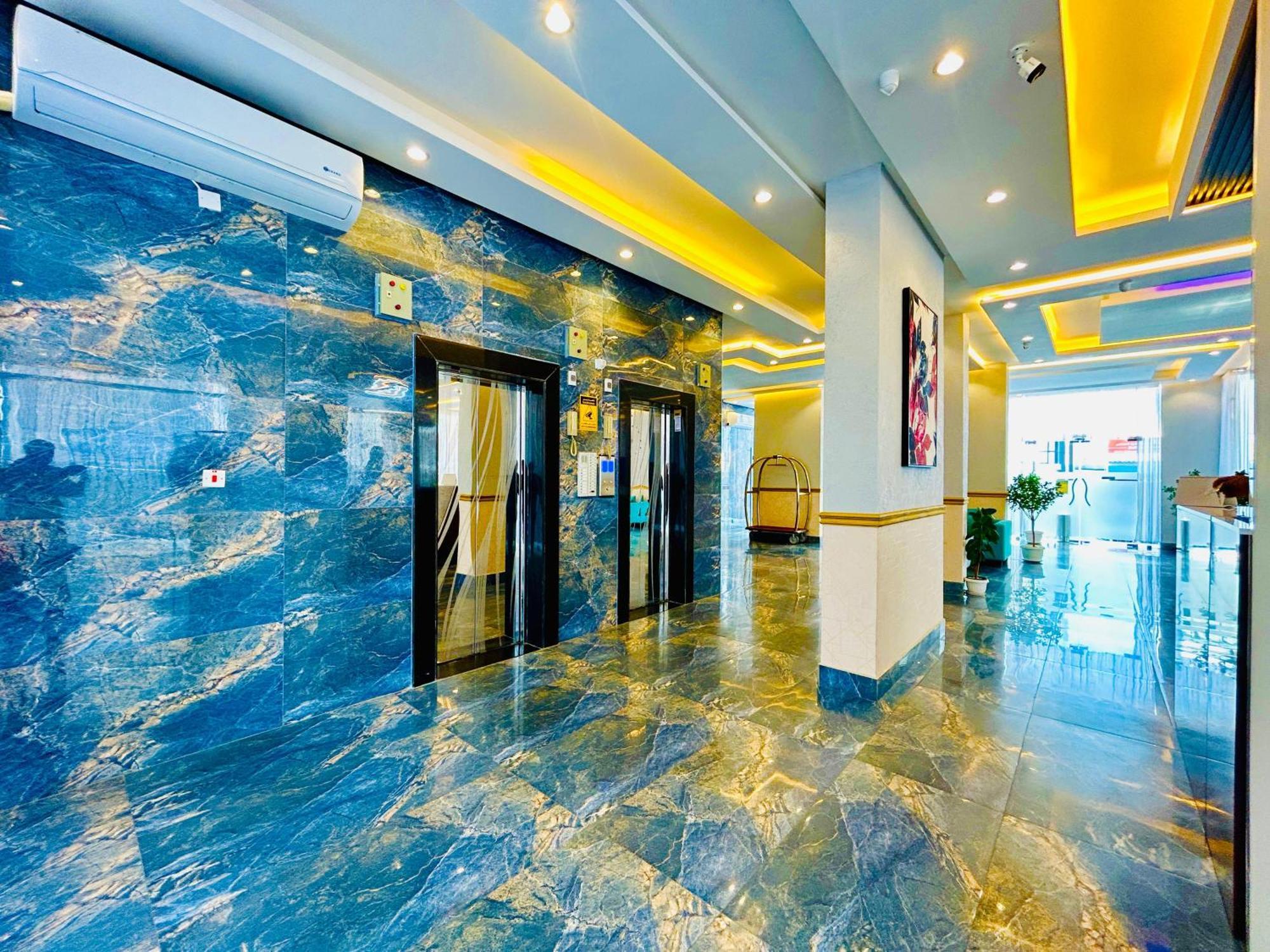 Aparthotel Golden Dahlia Fintas Kuwait City Exterior foto
